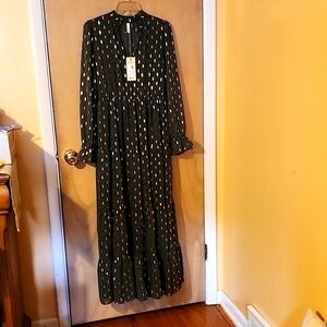 Maxi dressblack,beige with gold leaves .size M NWT